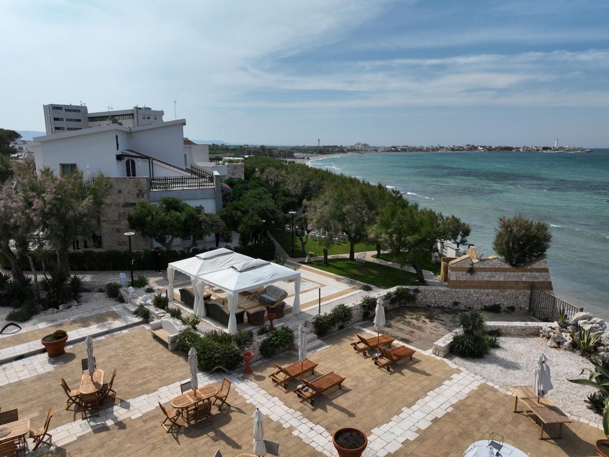 Bed and Breakfast Aurelia Sea View Torre Canne Exterior foto